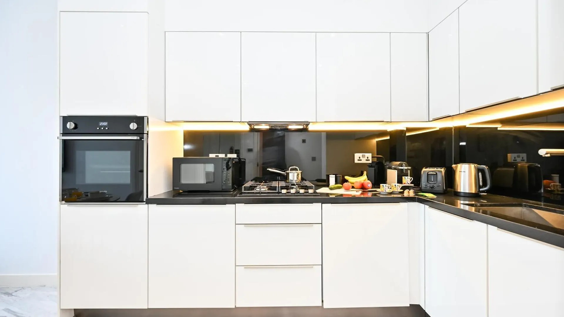 The Pad Burj Khalifa View 1Bd Apartment Dubai