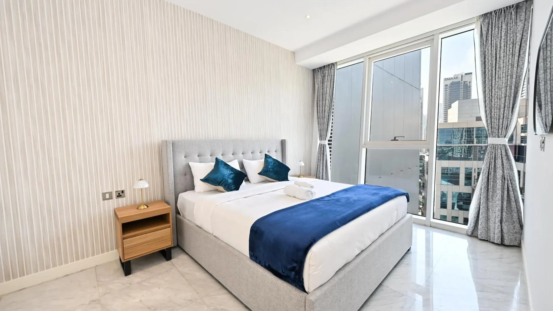 The Pad Burj Khalifa View 1Bd Apartment Dubai