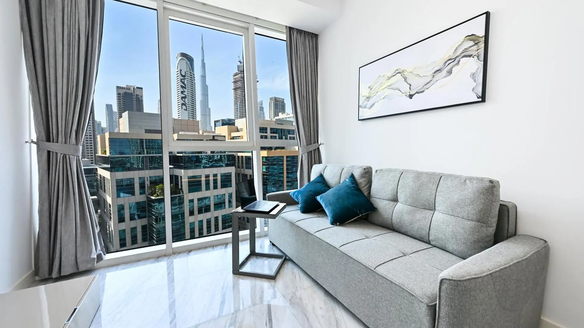 The Pad Burj Khalifa View 1Bd Apartment Dubai